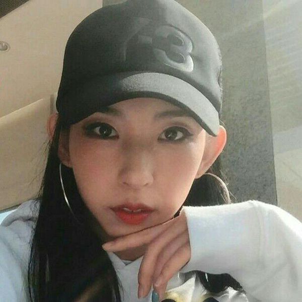 Popular profile image of Mina Myoung selected by vote