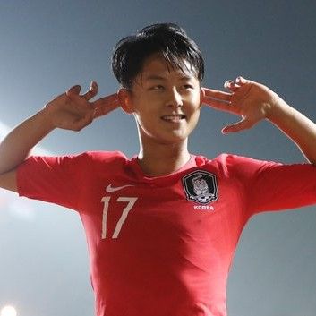 Popular profile image of Lee Seungwoo selected by vote