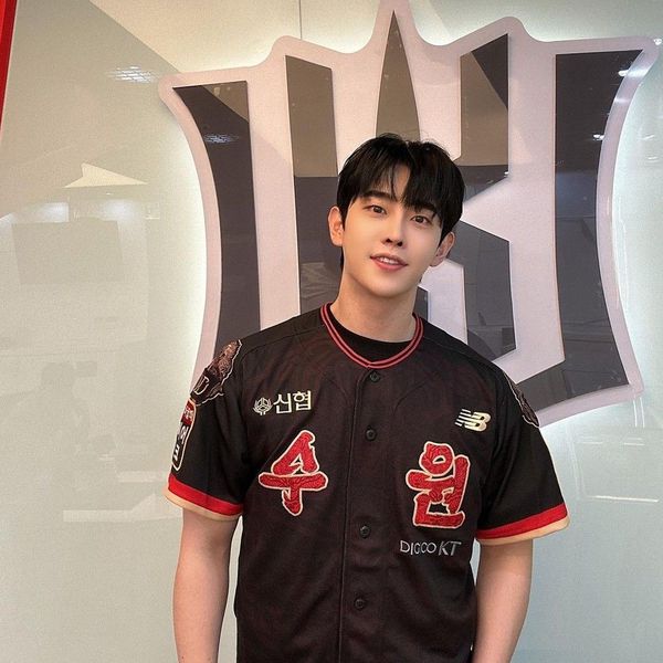 Popular profile image of Park Hyunho selected by vote