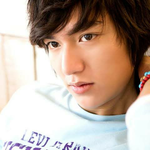 이민호의 최신 사진