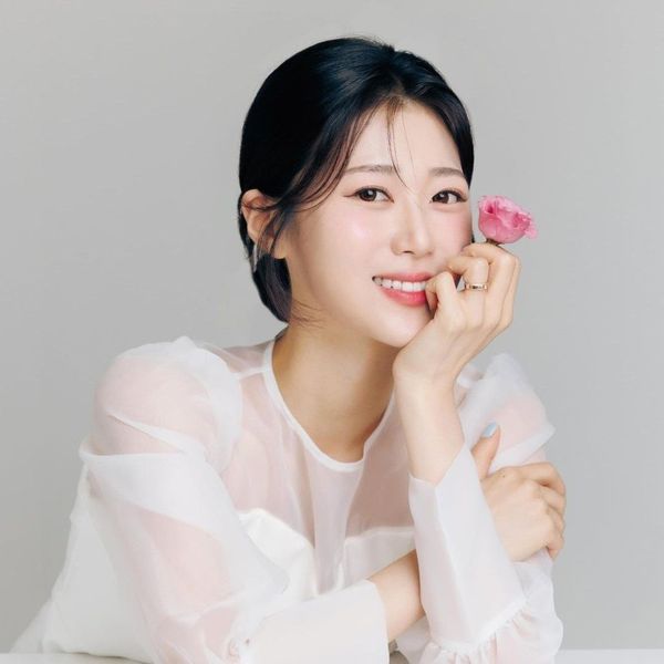 Popular profile image of Bok Jieun selected by vote