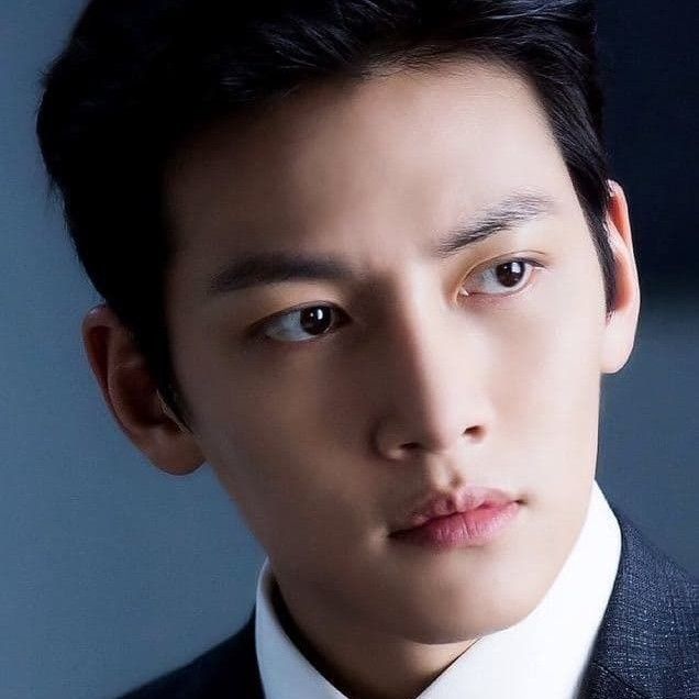 池昌旭的最新照片