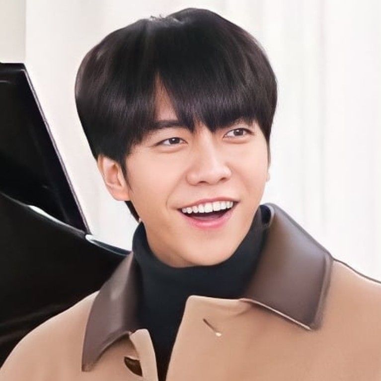 A moment captured by a fan of Lee Seunggi