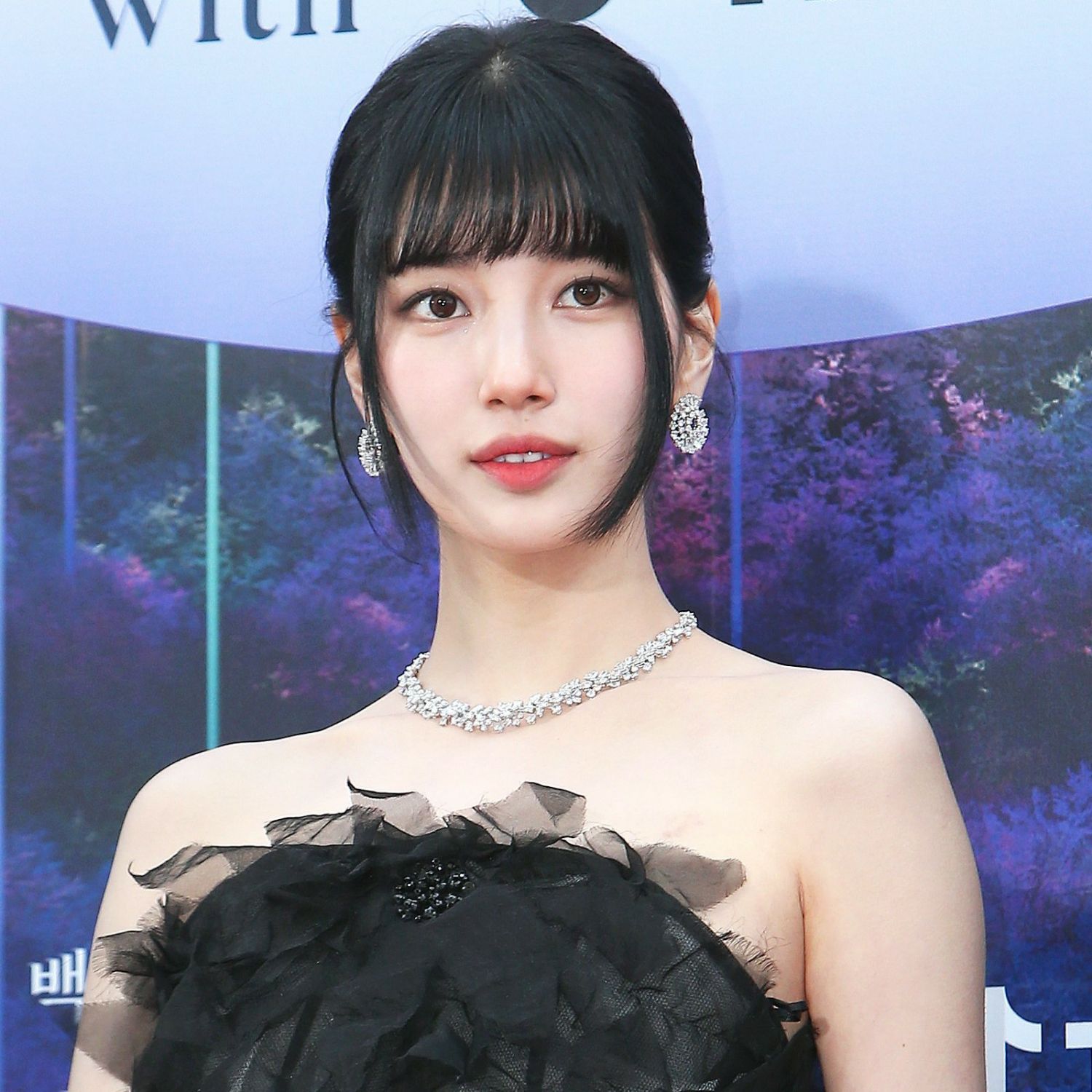 Behind-the-scenes cut of Bae Suzy