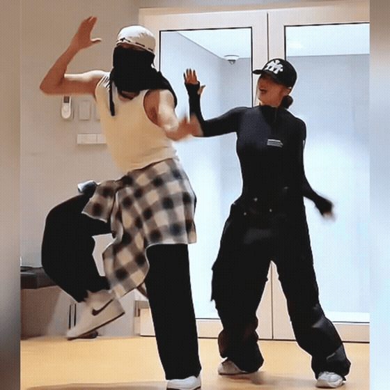 Latest photo of Kim Taehyung (V)