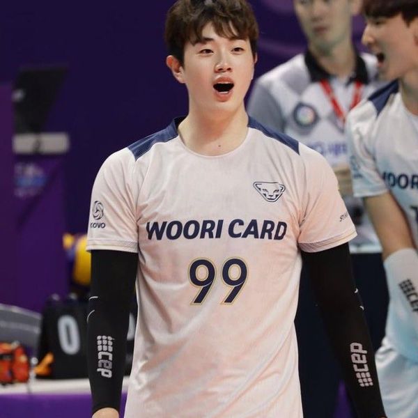 Popular profile image of Kim Jihan selected by vote