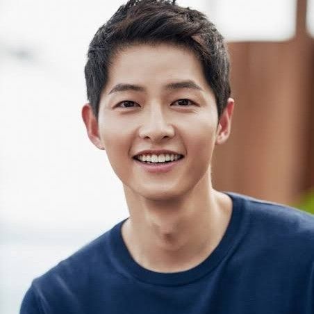 Recent activity shot of Song Joongki