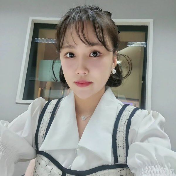 Popular profile image of Yu MinJi selected by vote