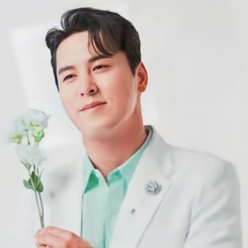 Foto kegiatan terbaru dari Jang Minho