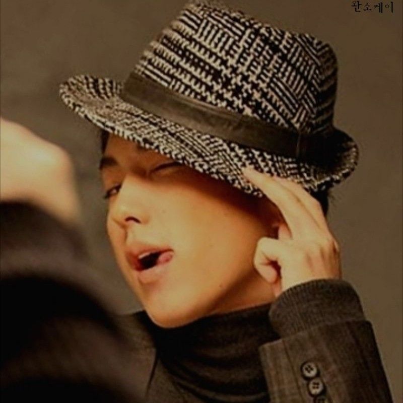 Foto terbaru dari Lee Joongi