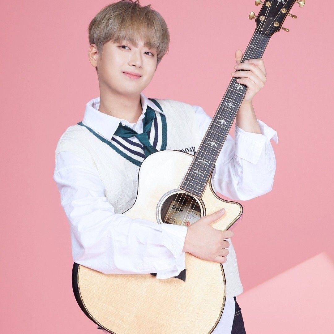 이찬원 최근 활동샷