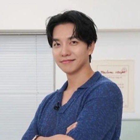 Behind-the-scenes cut of Lee Seunggi