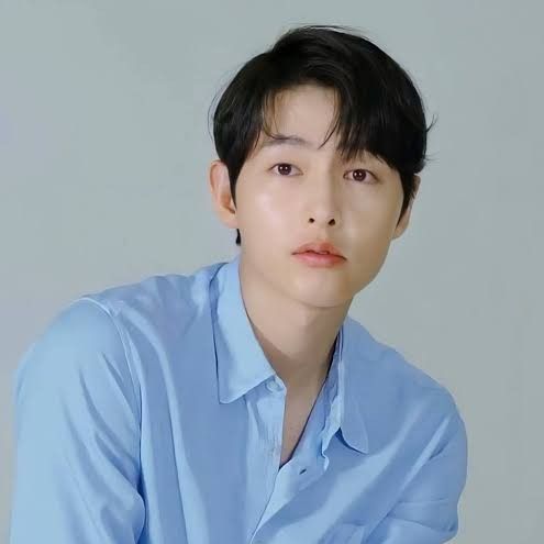 Latest photo of Song Joongki