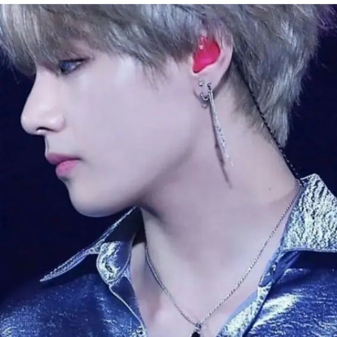 Recent activity shot of Kim Taehyung (V)