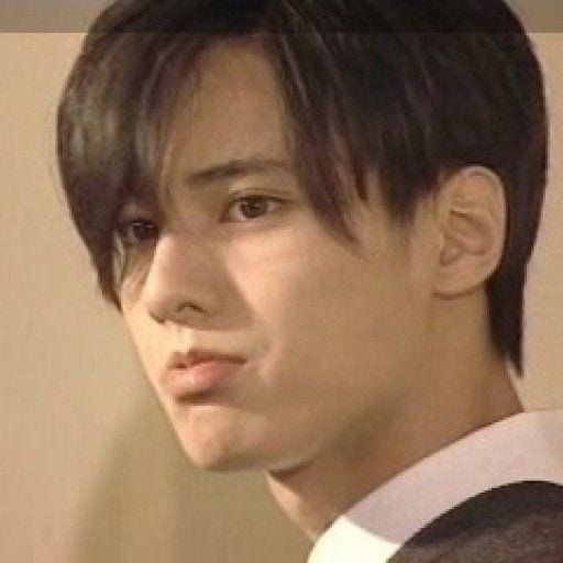 Today’s standout profile photo of Won Bin on Choeaedol Celeb