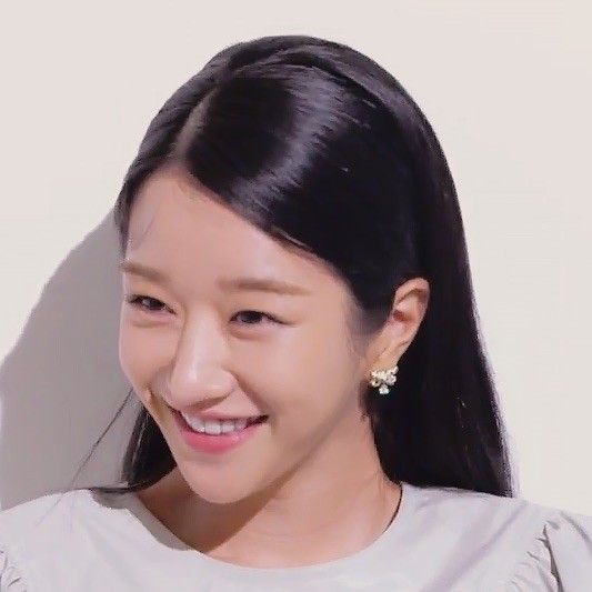 Behind-the-scenes cut of Seo Yeaji