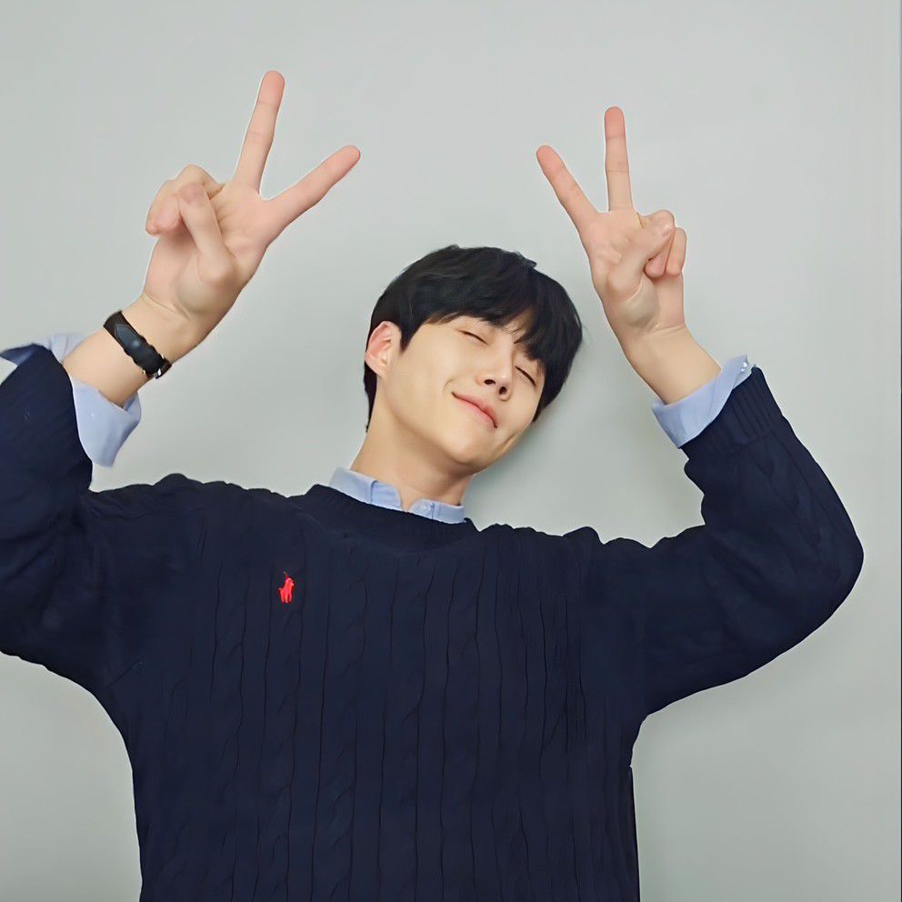 Latest photo of Kim Seonho