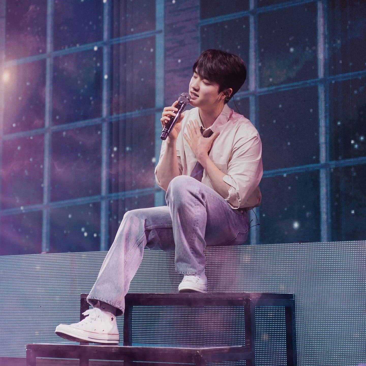 Cuplikan di balik layar dari Doh Kyungsoo (D.O.)