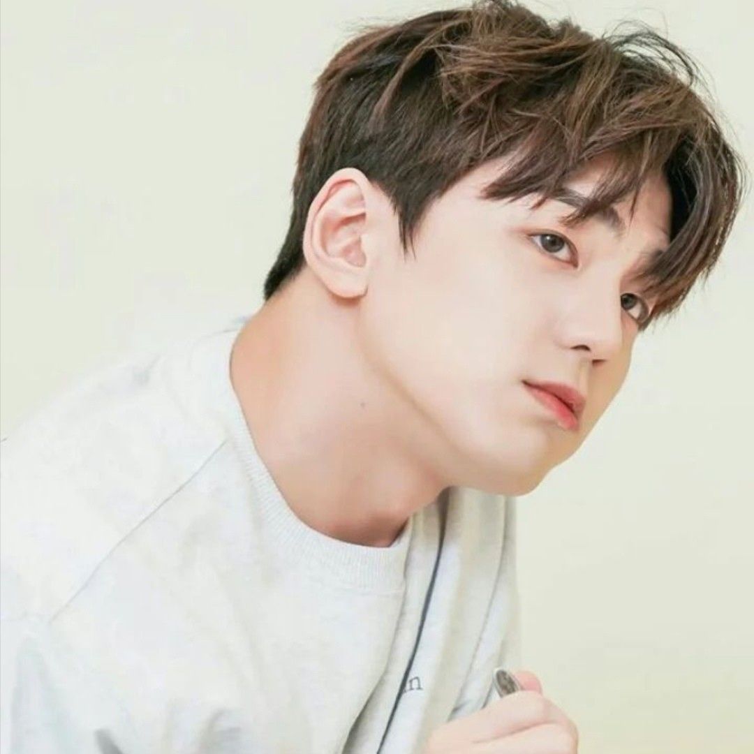 A moment captured by a fan of Kim Minkyu
