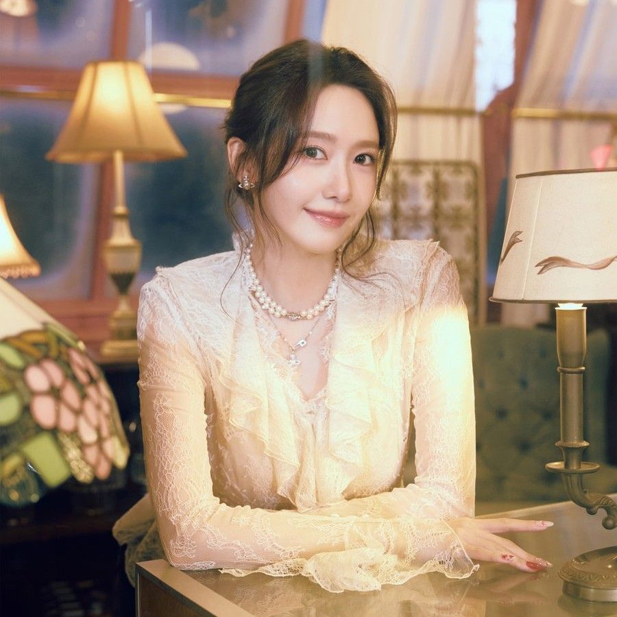 Behind-the-scenes cut of Yoona