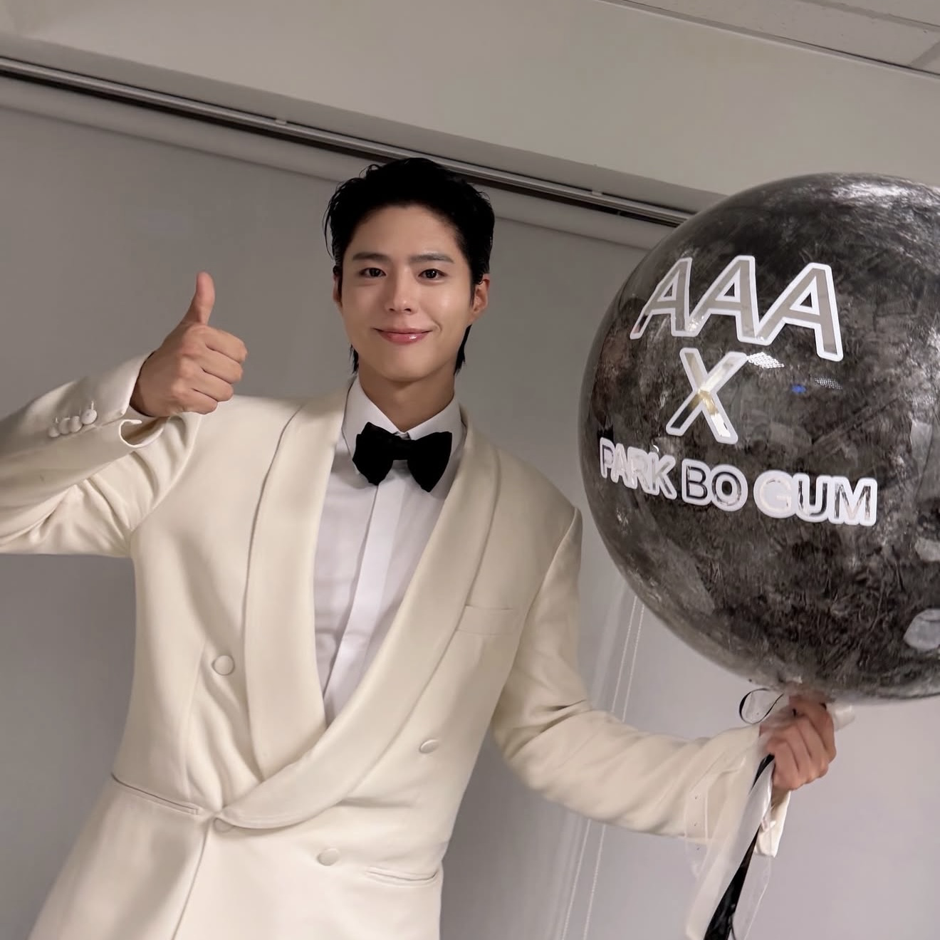 Recent activity shot of Park Bogum