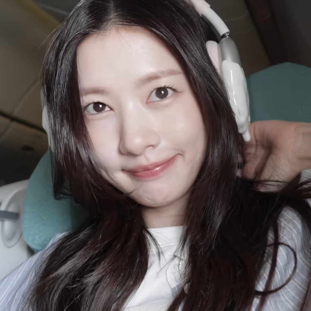 Behind-the-scenes cut of Jung Somin