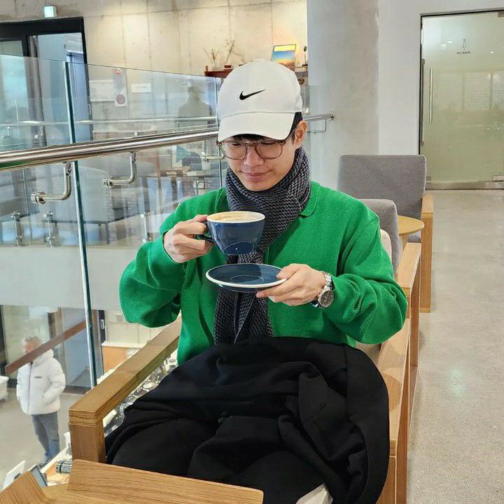 A moment captured by a fan of Jo Myungsup