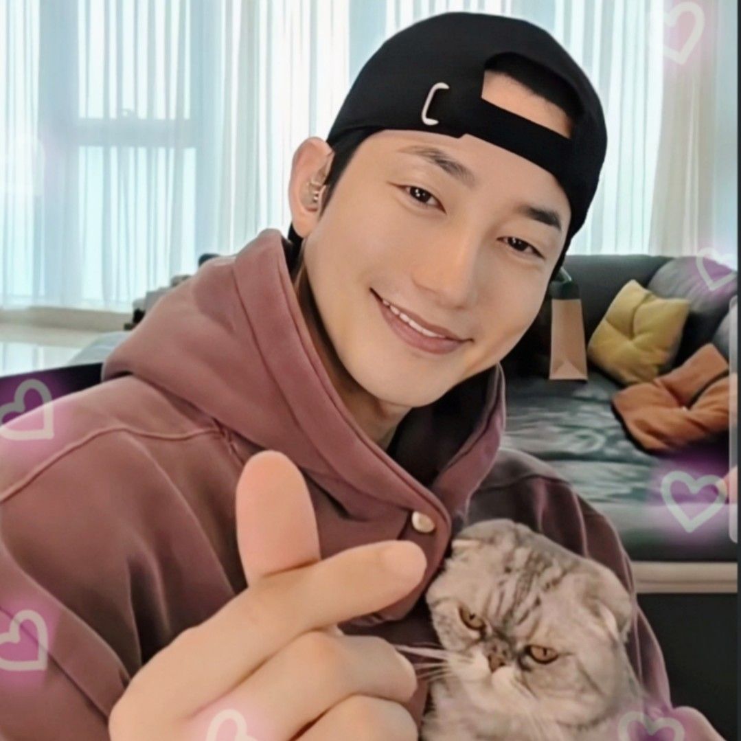 Recent activity shot of Park Sihoo