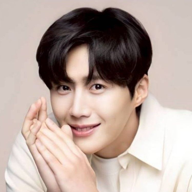 Recent activity shot of Kim Seonho