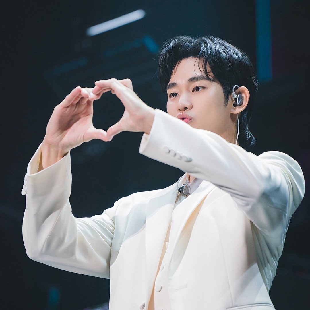 Recent activity shot of Kim Soohyun