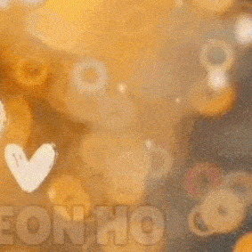 粉丝拍下的金宣虎瞬间