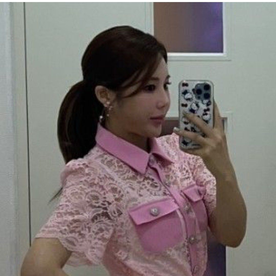 Recent activity shot of Kim Soyou