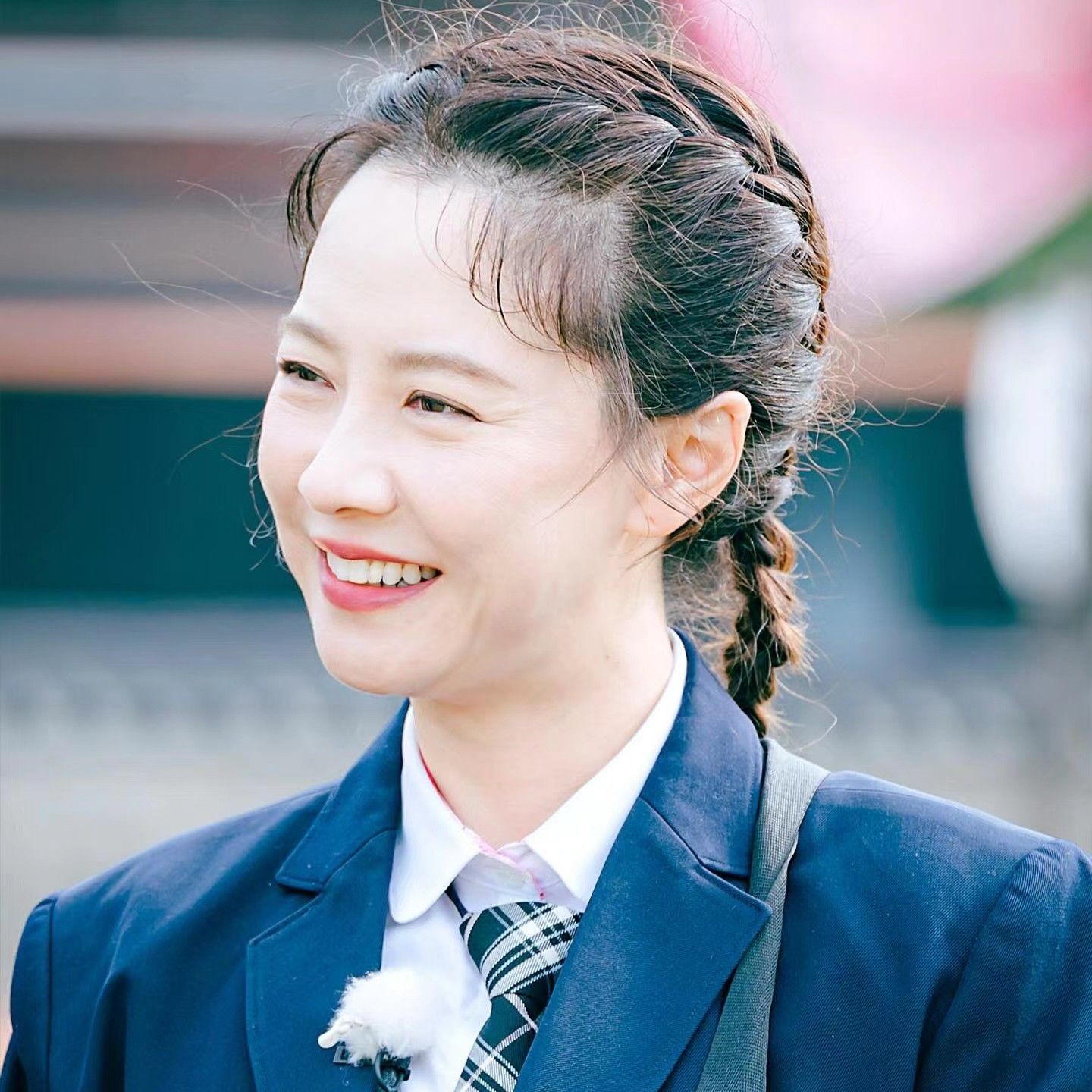 A moment captured by a fan of Song Jihyo