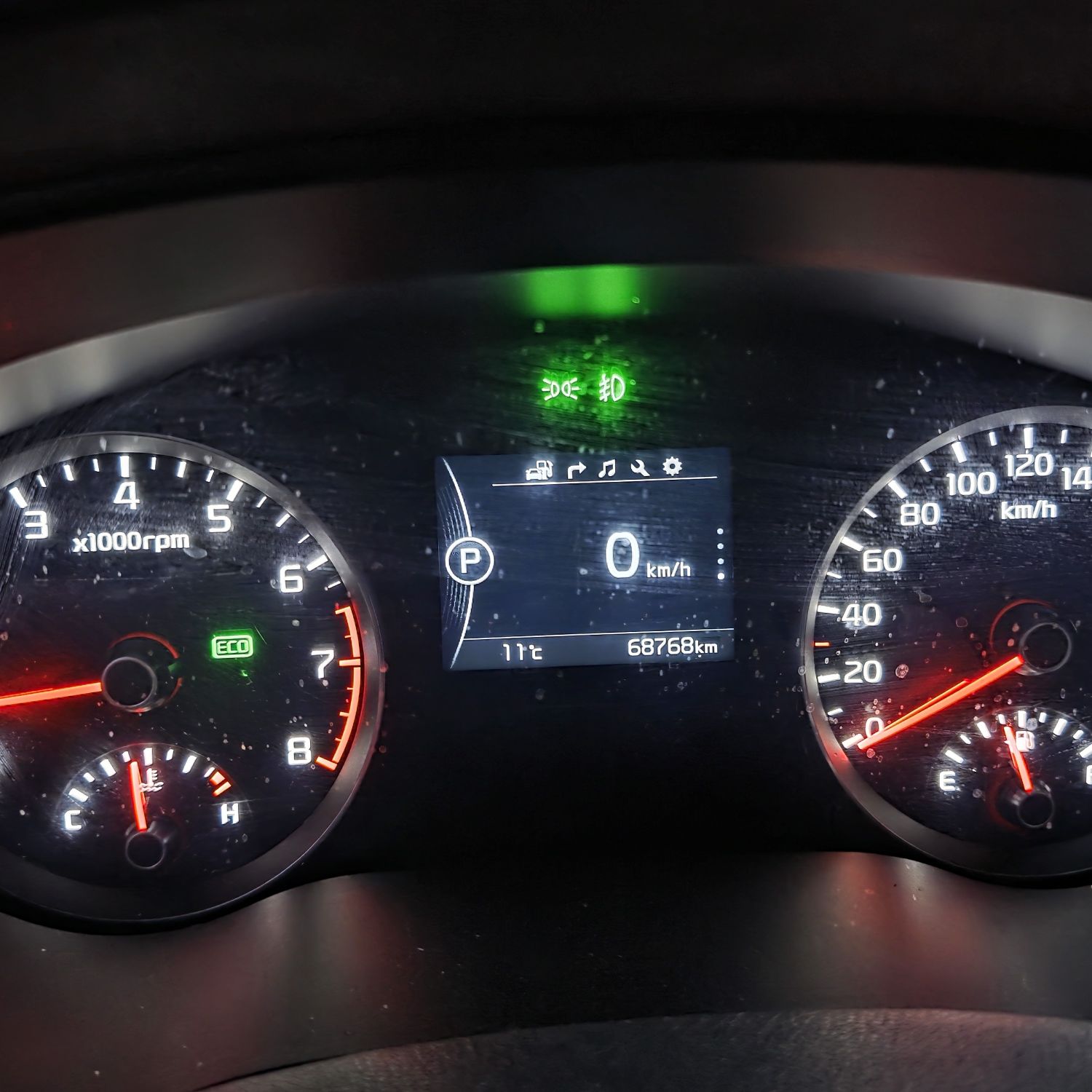 イ・チャンウォンのビハインドカット