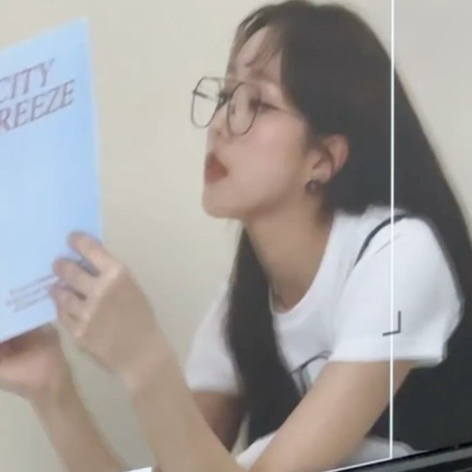 A moment captured by a fan of Chae Soobin