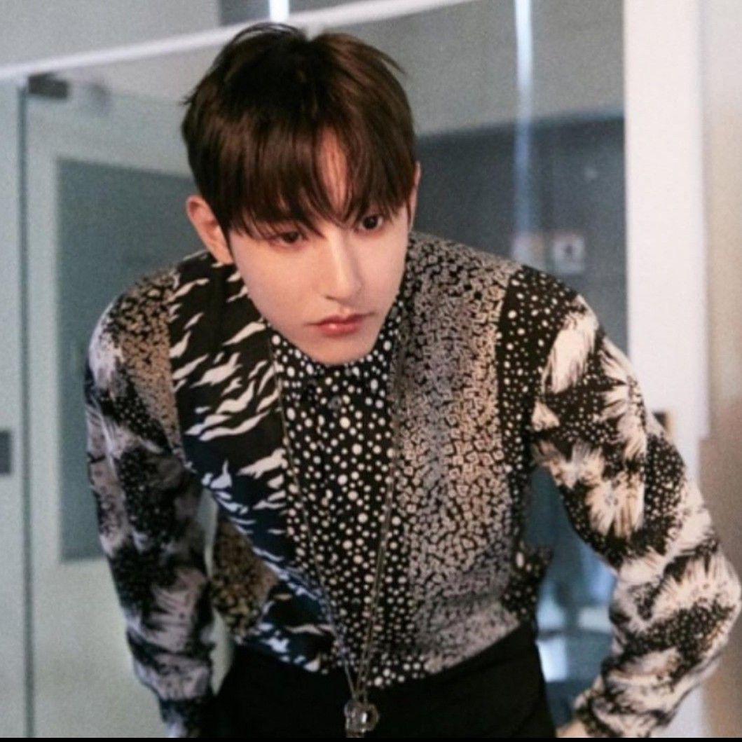 Behind-the-scenes cut of Lee Soohyuk