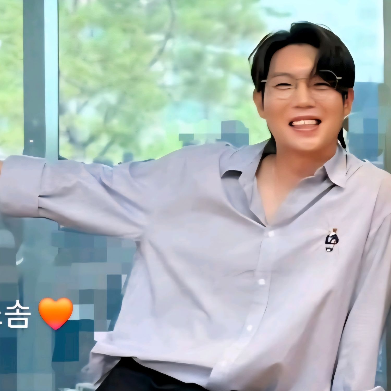 Behind-the-scenes cut of Son Taejin