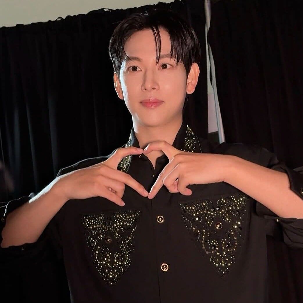 A moment captured by a fan of Yim Siwan