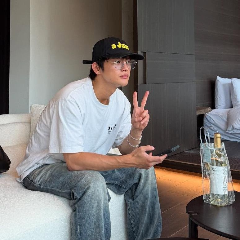 Behind-the-scenes cut of Seo Inguk