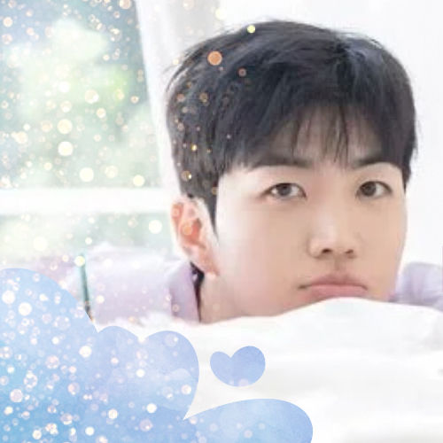 A moment captured by a fan of Kang Hoon