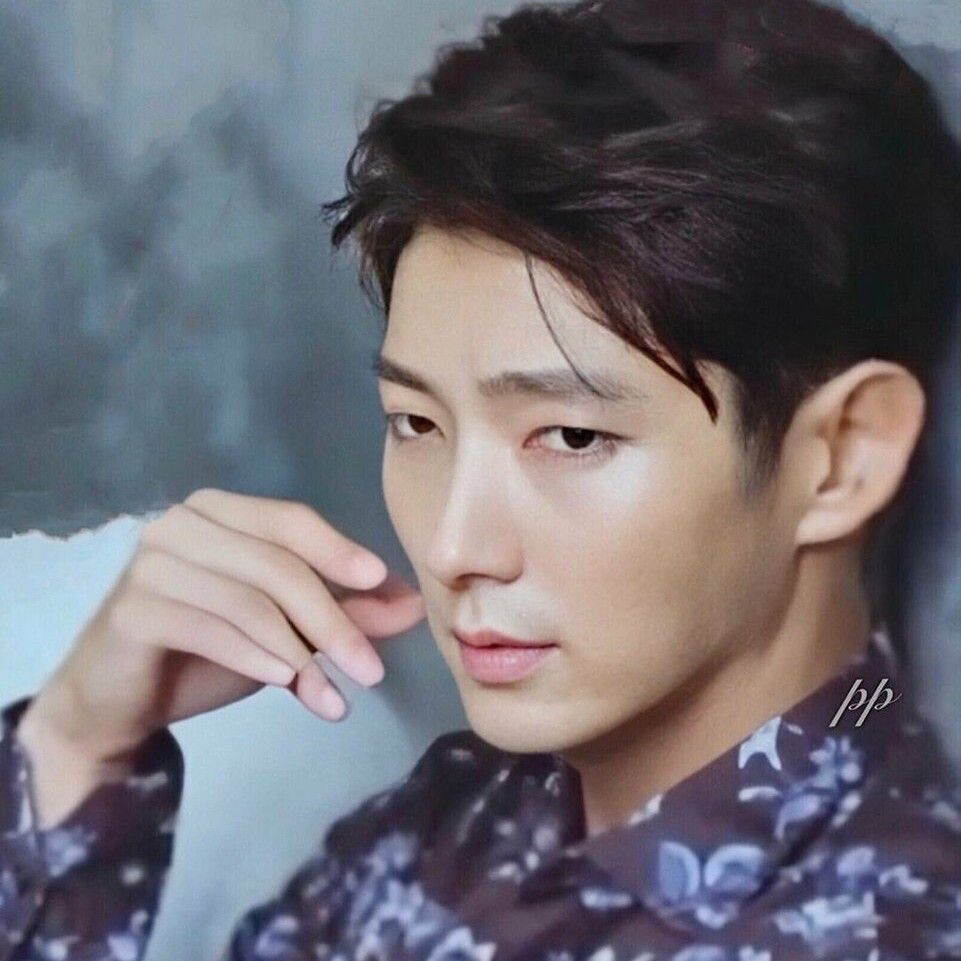 Behind-the-scenes cut of Lee Joongi