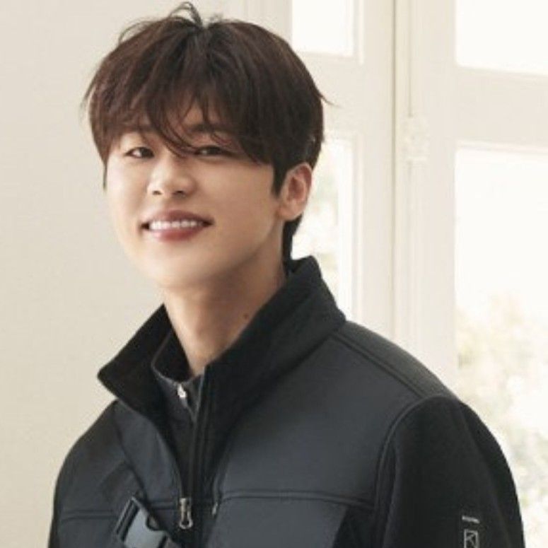 Foto kegiatan terbaru dari Park Jihyeon