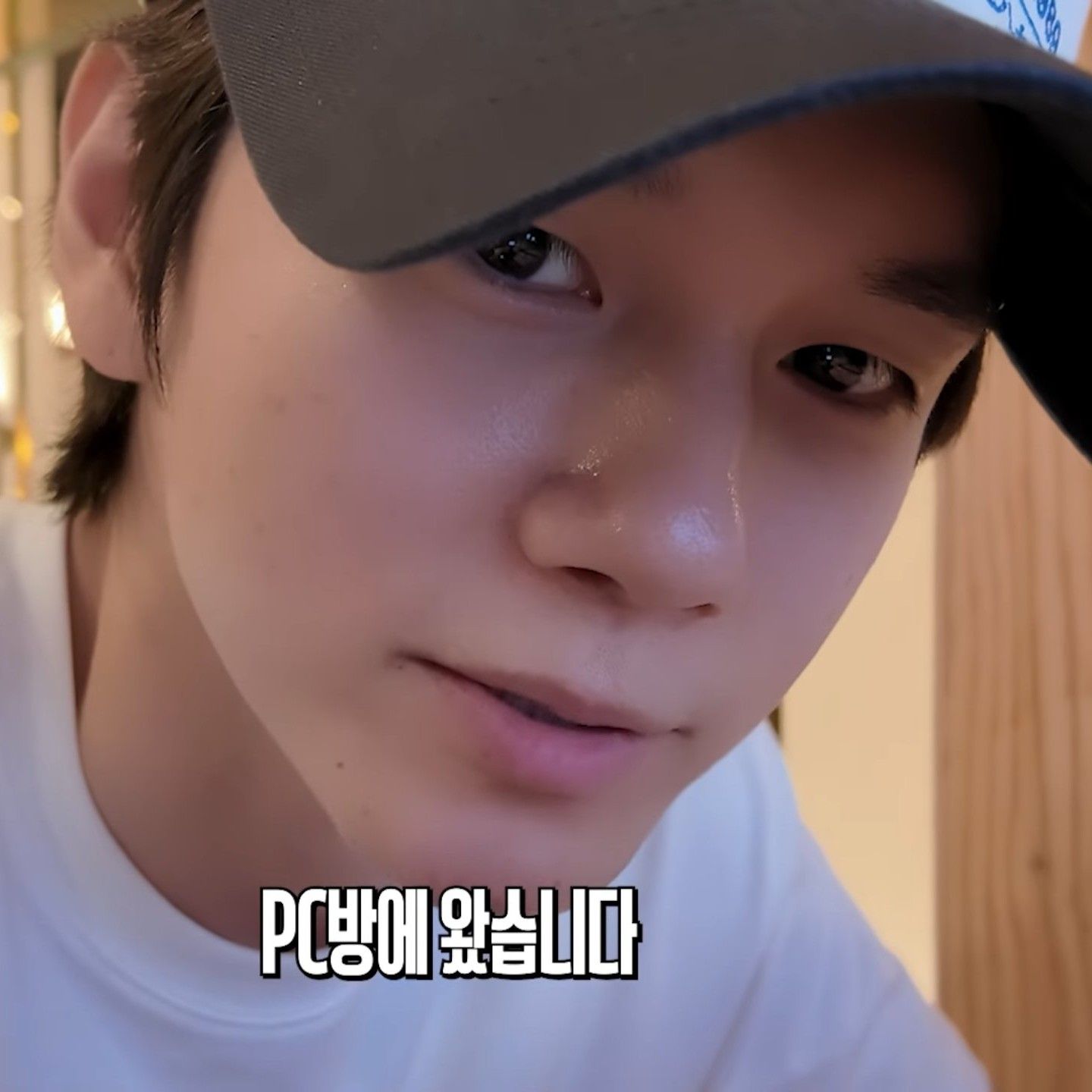 Behind-the-scenes cut of Ong Seongwu