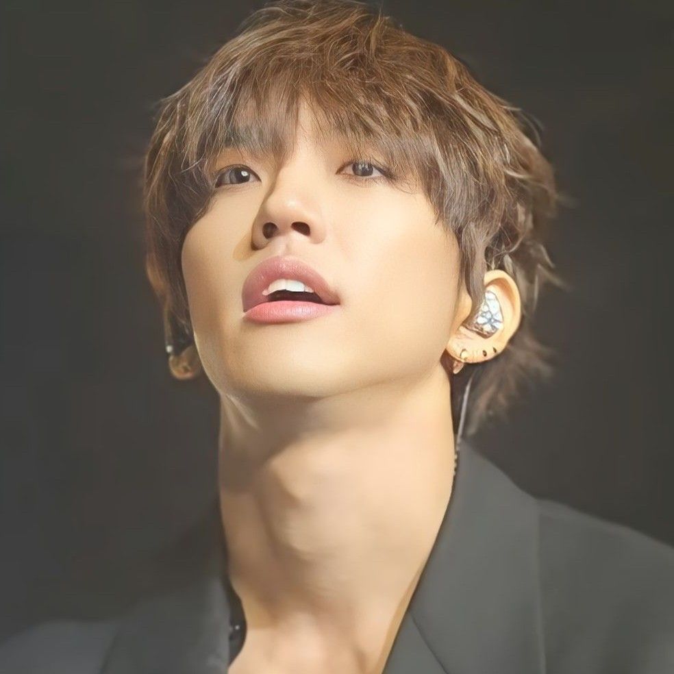 李承允的最新照片