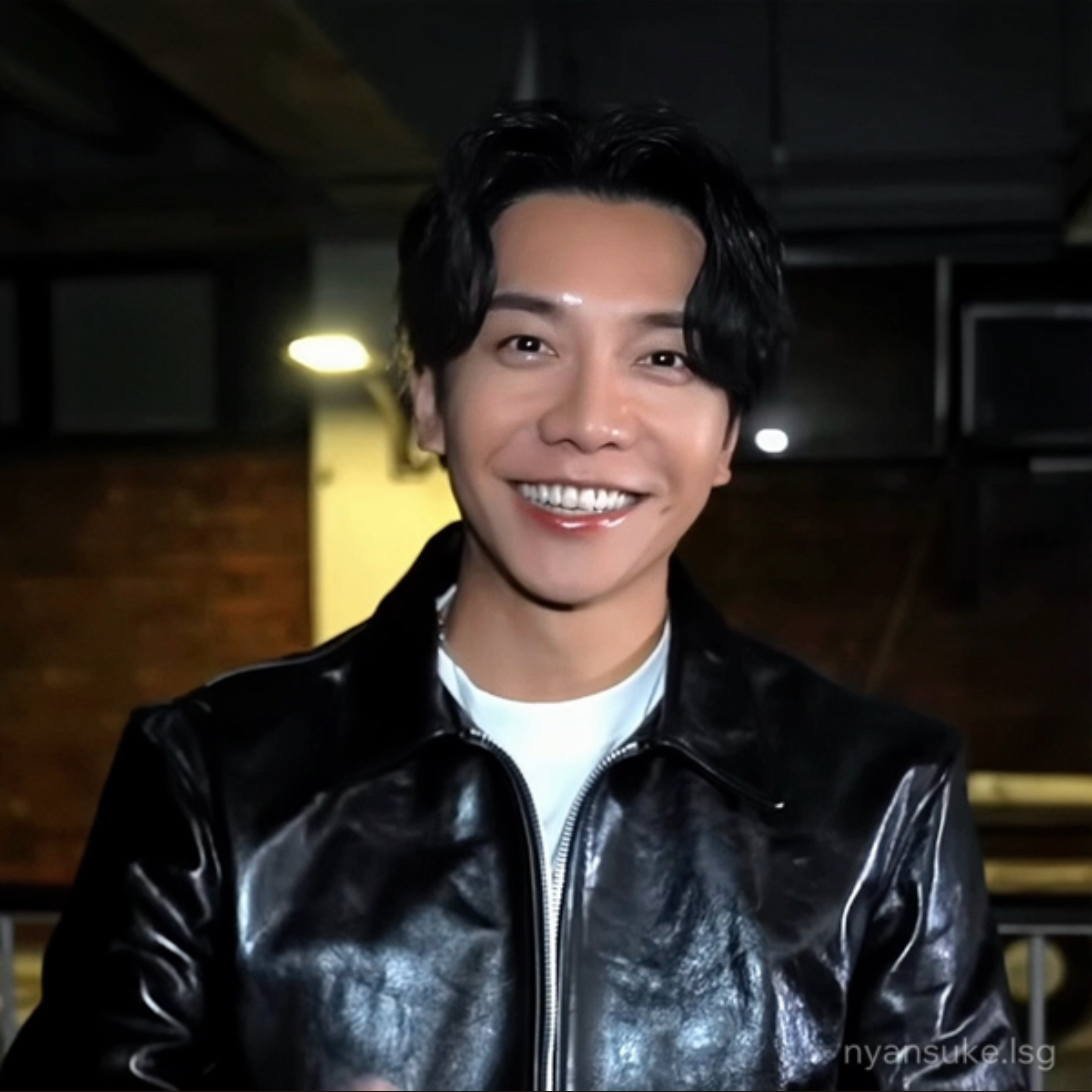 Foto terbaru dari Lee Seunggi