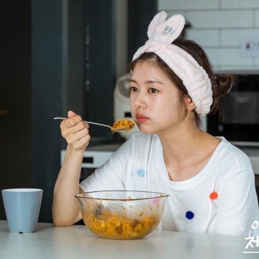 Behind-the-scenes cut of Jung Somin