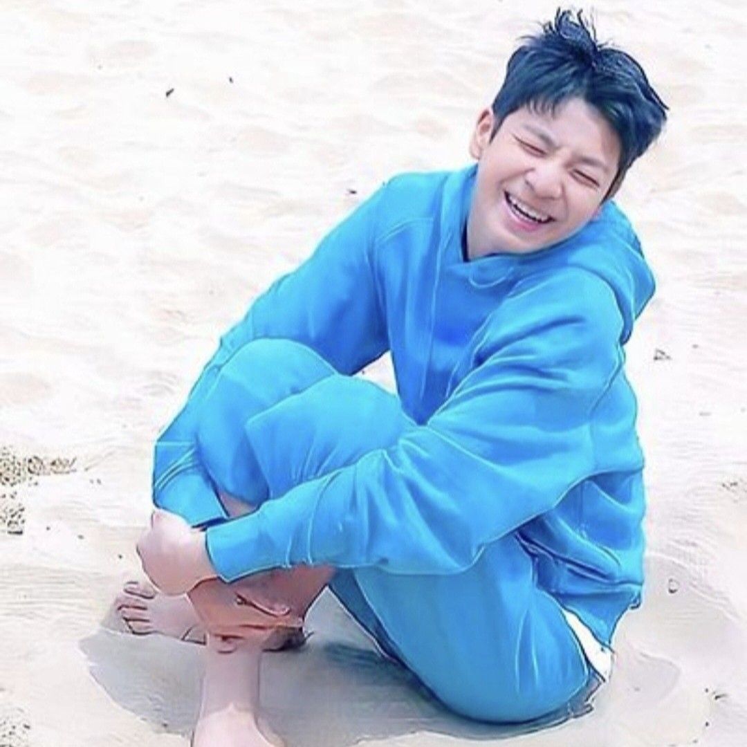 Latest photo of Jeong Dongwon