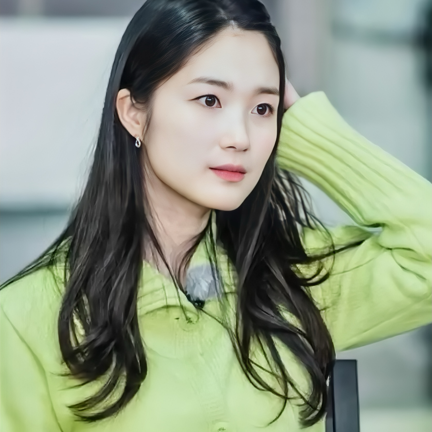 Recent activity shot of Kim Hyeyoon