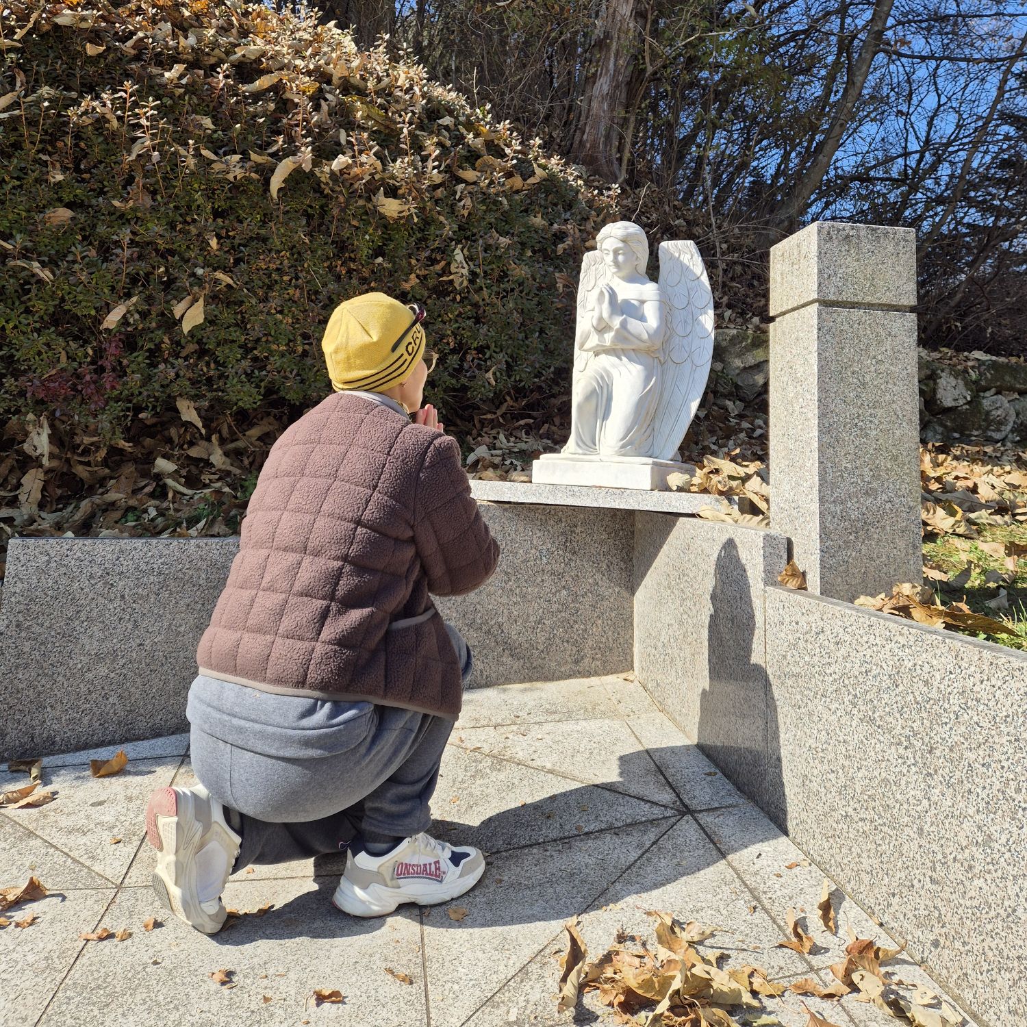 Behind-the-scenes cut of Jung Seojoo