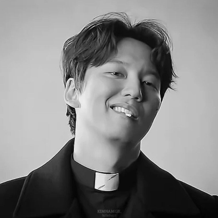 Recent activity shot of Kim Namgil